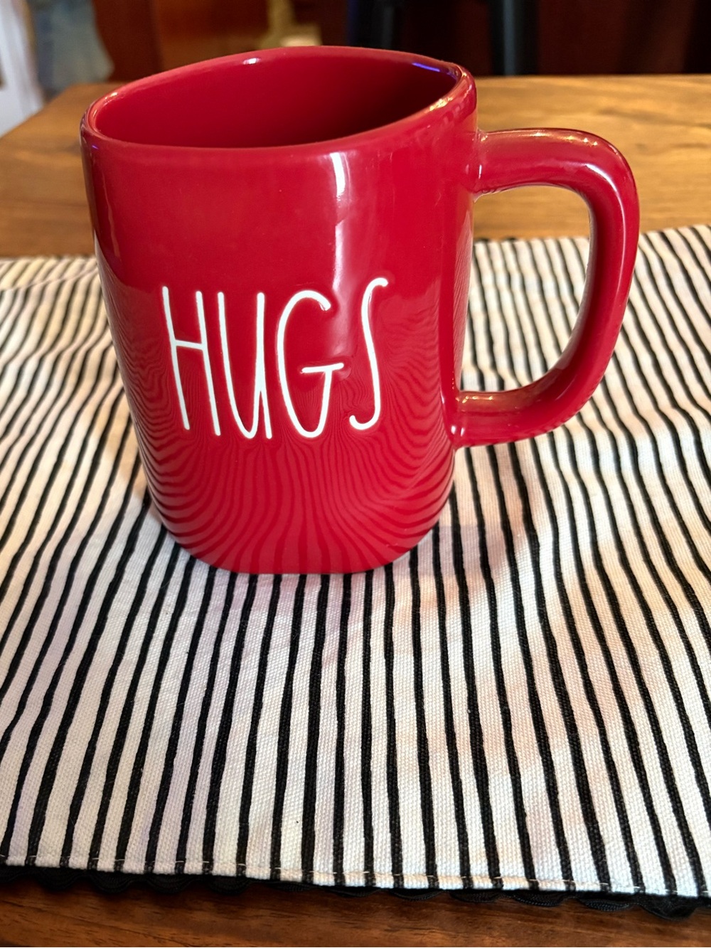 Mugs BOGO 50% // RAE DUNN Red “Hugs Kisses” Two sided mug